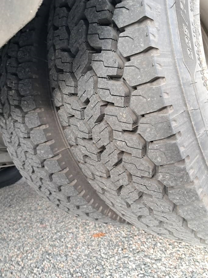 Iveco Eurocargo 100 E21  - Camión caja cerrada: foto 4 Iveco Eurocargo 100 E21  - Camión caja cerrada: foto 4