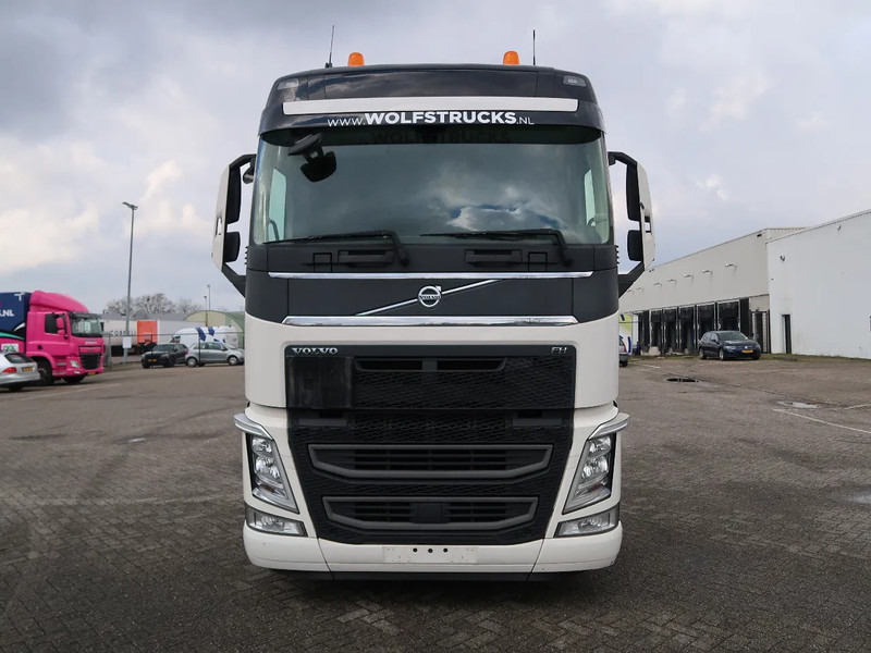 Volvo FH 500 4x2 ADR, HB chas. 2 tanks, Globetrotter, TOP! - Cabeza tractora: foto 2 Volvo FH 500 4x2 ADR, HB chas. 2 tanks, Globetrotter, TOP! - Cabeza tractora: foto 2