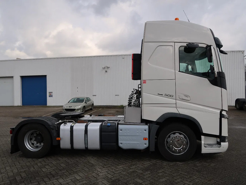 Volvo FH 500 4x2 ADR, HB chas. 2 tanks, Globetrotter, TOP! - Cabeza tractora: foto 5 Volvo FH 500 4x2 ADR, HB chas. 2 tanks, Globetrotter, TOP! - Cabeza tractora: foto 5