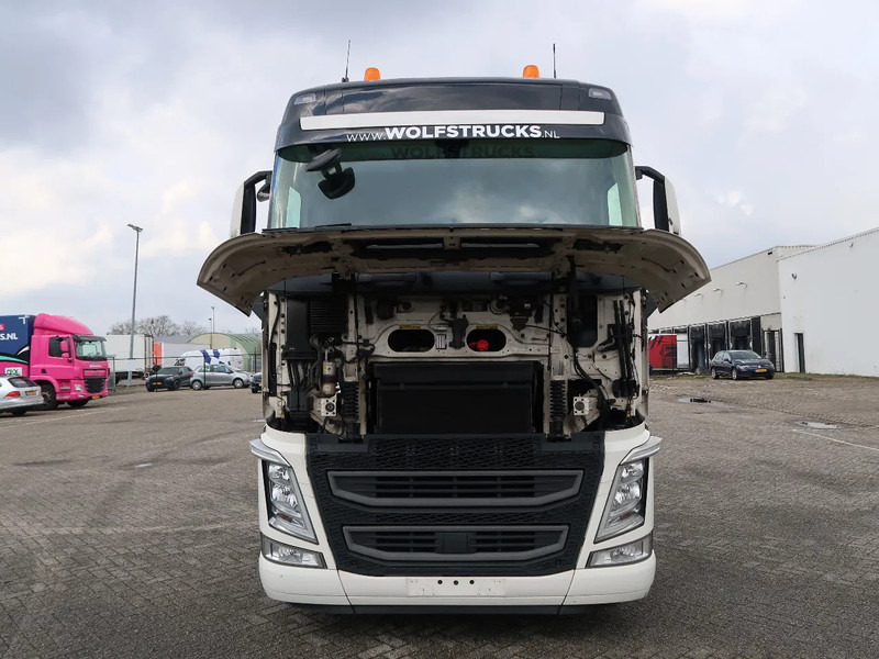 Volvo FH 500 4x2 ADR, HB chas. 2 tanks, Globetrotter, TOP! - Cabeza tractora: foto 3 Volvo FH 500 4x2 ADR, HB chas. 2 tanks, Globetrotter, TOP! - Cabeza tractora: foto 3