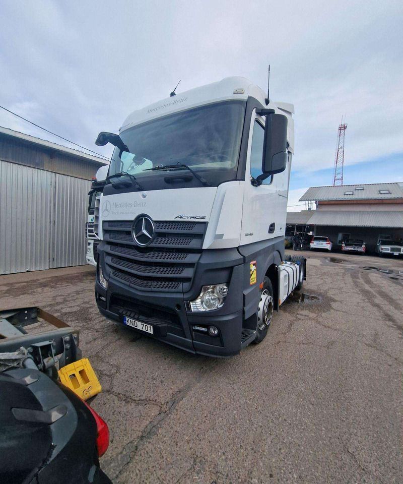 Mercedes-Benz Actros 1845 - Cabeza tractora: foto 4 Mercedes-Benz Actros 1845 - Cabeza tractora: foto 4