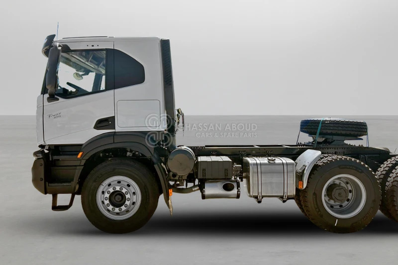 Iveco T-WAY AT720T47TH 6×4 R24 Tyres Tractor Head - Barcelona Stock - Cabeza tractora: foto 2 Iveco T-WAY AT720T47TH 6×4 R24 Tyres Tractor Head - Barcelona Stock - Cabeza tractora: foto 2