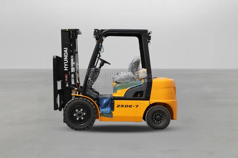 Hyundai Forklift 25DE-7 2.5 TONS DIESEL 3 STAGE - Carretilla elevadora diésel: foto 2 Hyundai Forklift 25DE-7 2.5 TONS DIESEL 3 STAGE - Carretilla elevadora diésel: foto 2