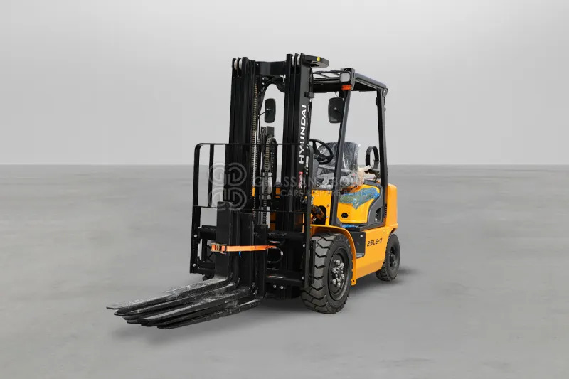 Hyundai Forklift 30LE-7 3 TONS LPG 3 STAGE - Carretilla elevadora de gas: foto 1 Hyundai Forklift 30LE-7 3 TONS LPG 3 STAGE - Carretilla elevadora de gas: foto 1