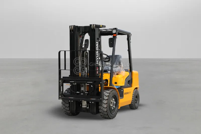 Hyundai Forklift 35DE-7 3.5 TONS DIESEL 3 STAGE - Carretilla elevadora diésel: foto 1 Hyundai Forklift 35DE-7 3.5 TONS DIESEL 3 STAGE - Carretilla elevadora diésel: foto 1