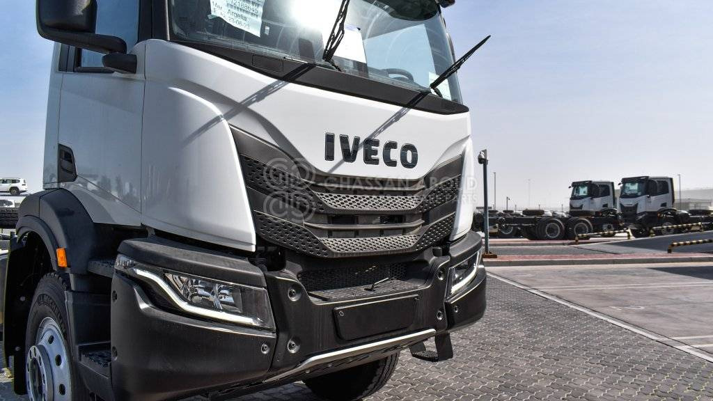 IVECO T-WAY Chassis 6×4 AD380T47H WHEELBASE 4500 MY24 - Chasis camión: foto 2 IVECO T-WAY Chassis 6×4 AD380T47H WHEELBASE 4500 MY24 - Chasis camión: foto 2