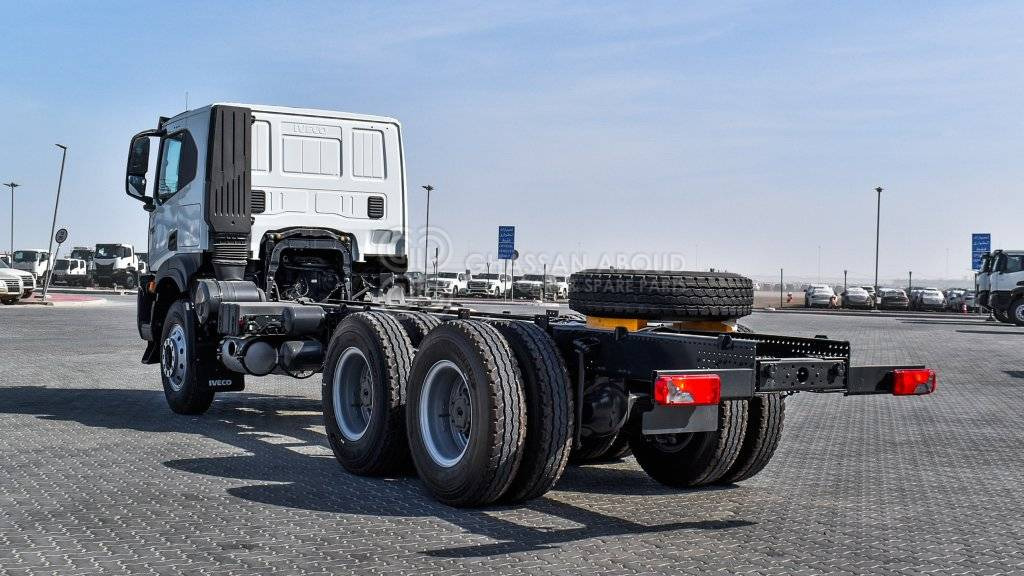 IVECO T-WAY Chassis 6×4 AT380T47H WHEELBASE 4500 MY25 - Chasis camión: foto 4 IVECO T-WAY Chassis 6×4 AT380T47H WHEELBASE 4500 MY25 - Chasis camión: foto 4
