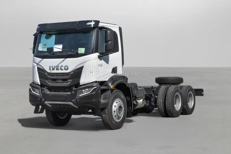 Iveco T-WAY AD380T47H 6x4 R24 Tyres Chassis - Barcelona Stock - Chasis camión: foto 1 Iveco T-WAY AD380T47H 6x4 R24 Tyres Chassis - Barcelona Stock - Chasis camión: foto 1