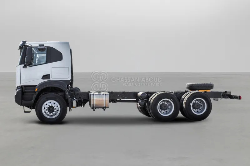 Iveco T-WAY AT380T47H 6x4 R24 Tyres Chassis - Barcelona Stock - Chasis camión: foto 4 Iveco T-WAY AT380T47H 6x4 R24 Tyres Chassis - Barcelona Stock - Chasis camión: foto 4