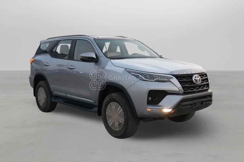 Toyota Fortuner  4x4 - SUV/ Todoterreno: foto 1 Toyota Fortuner  4x4 - SUV/ Todoterreno: foto 1