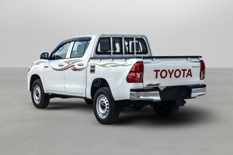 Toyota Hilux 4x4 Double Cabin - Pick-up, Furgoneta combi: foto 3 Toyota Hilux 4x4 Double Cabin - Pick-up, Furgoneta combi: foto 3