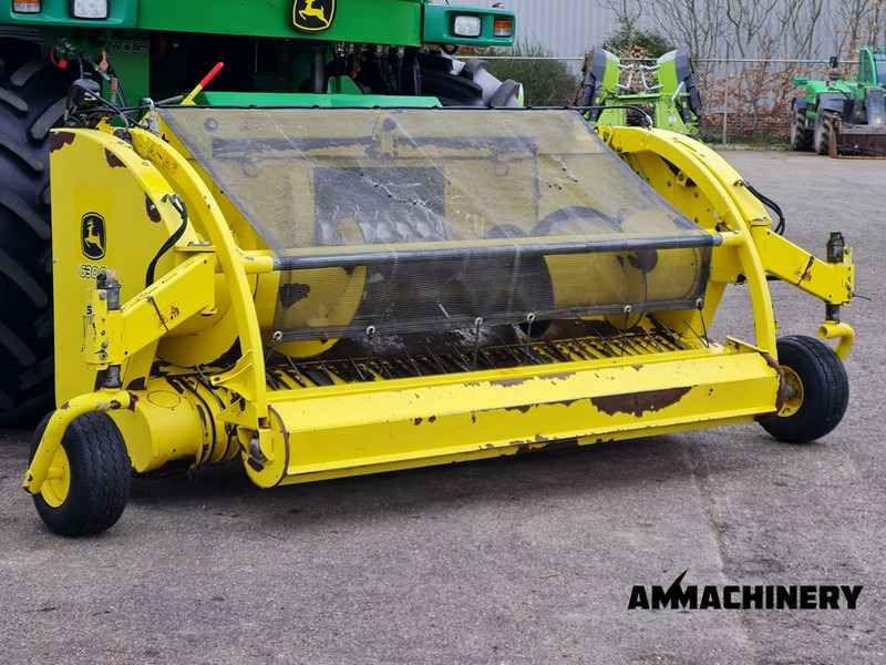 John Deere 630C pick up - Cabezal de maíz para Maquinaria agrícola: foto 2 John Deere 630C pick up - Cabezal de maíz para Maquinaria agrícola: foto 2