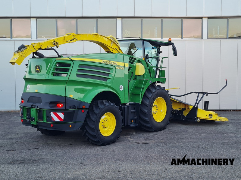 John Deere 8300 pro drive - Cosechadora de forraje: foto 5 John Deere 8300 pro drive - Cosechadora de forraje: foto 5