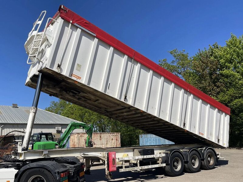Benalu Grain transport, 55 m3, AIR SUSP, DISC BRAKES - Volquete semirremolque: foto 3 Benalu Grain transport, 55 m3, AIR SUSP, DISC BRAKES - Volquete semirremolque: foto 3