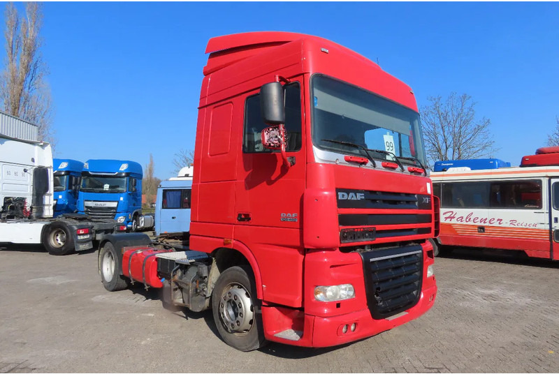 DAF XF 105.460 Evv - Cabeza tractora: foto 2 DAF XF 105.460 Evv - Cabeza tractora: foto 2