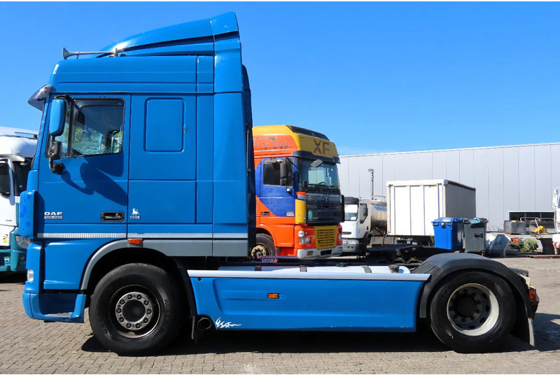 DAF XF 105.460 RETARDER, FRIGO - Cabeza tractora: foto 4 DAF XF 105.460 RETARDER, FRIGO - Cabeza tractora: foto 4