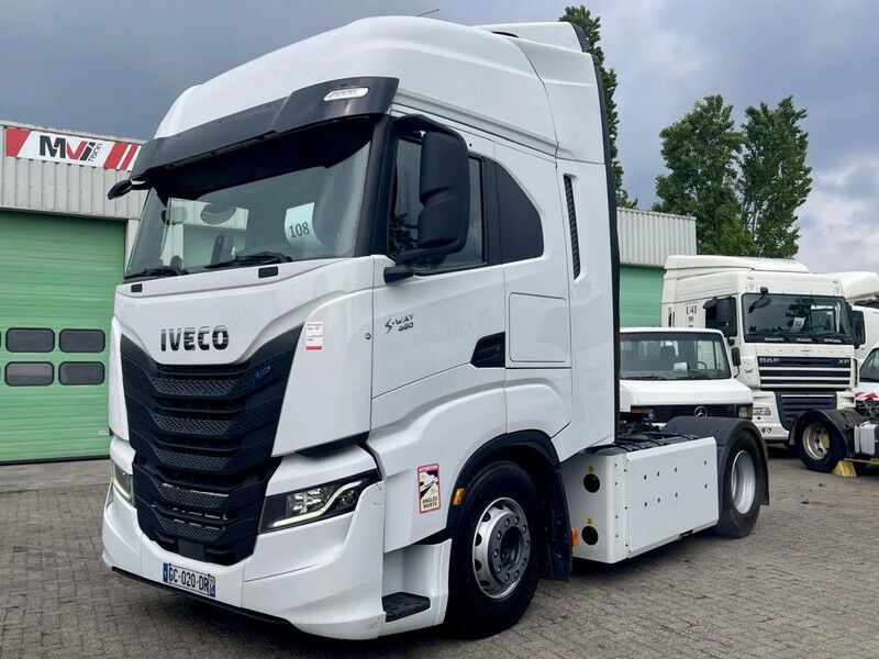 Iveco S-WAY 460 472648 Km, CNG, RETARDER, FRIGO - Cabeza tractora: foto 1 Iveco S-WAY 460 472648 Km, CNG, RETARDER, FRIGO - Cabeza tractora: foto 1