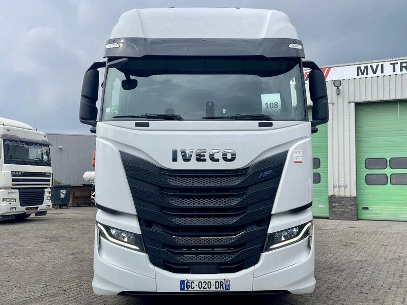 Iveco S-WAY 460 472648 Km, CNG, RETARDER, FRIGO - Cabeza tractora: foto 3 Iveco S-WAY 460 472648 Km, CNG, RETARDER, FRIGO - Cabeza tractora: foto 3