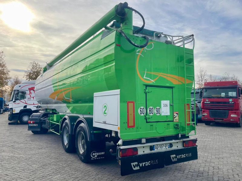 LEVEQUES TSCI, AUGER, HATZ diesel? 7 COMPARTMENTS. Great condition! - Cisterna semirremolque: foto 4 LEVEQUES TSCI, AUGER, HATZ diesel? 7 COMPARTMENTS. Great condition! - Cisterna semirremolque: foto 4