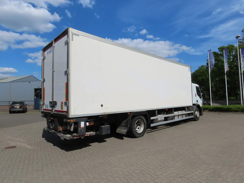Frigorífico camión Renault D 19T Sleeper, Thermoking, RETARDER 2 zones temperature , loadlift: foto 8 Frigorífico camión Renault D 19T Sleeper, Thermoking, RETARDER 2 zones temperature , loadlift: foto 8