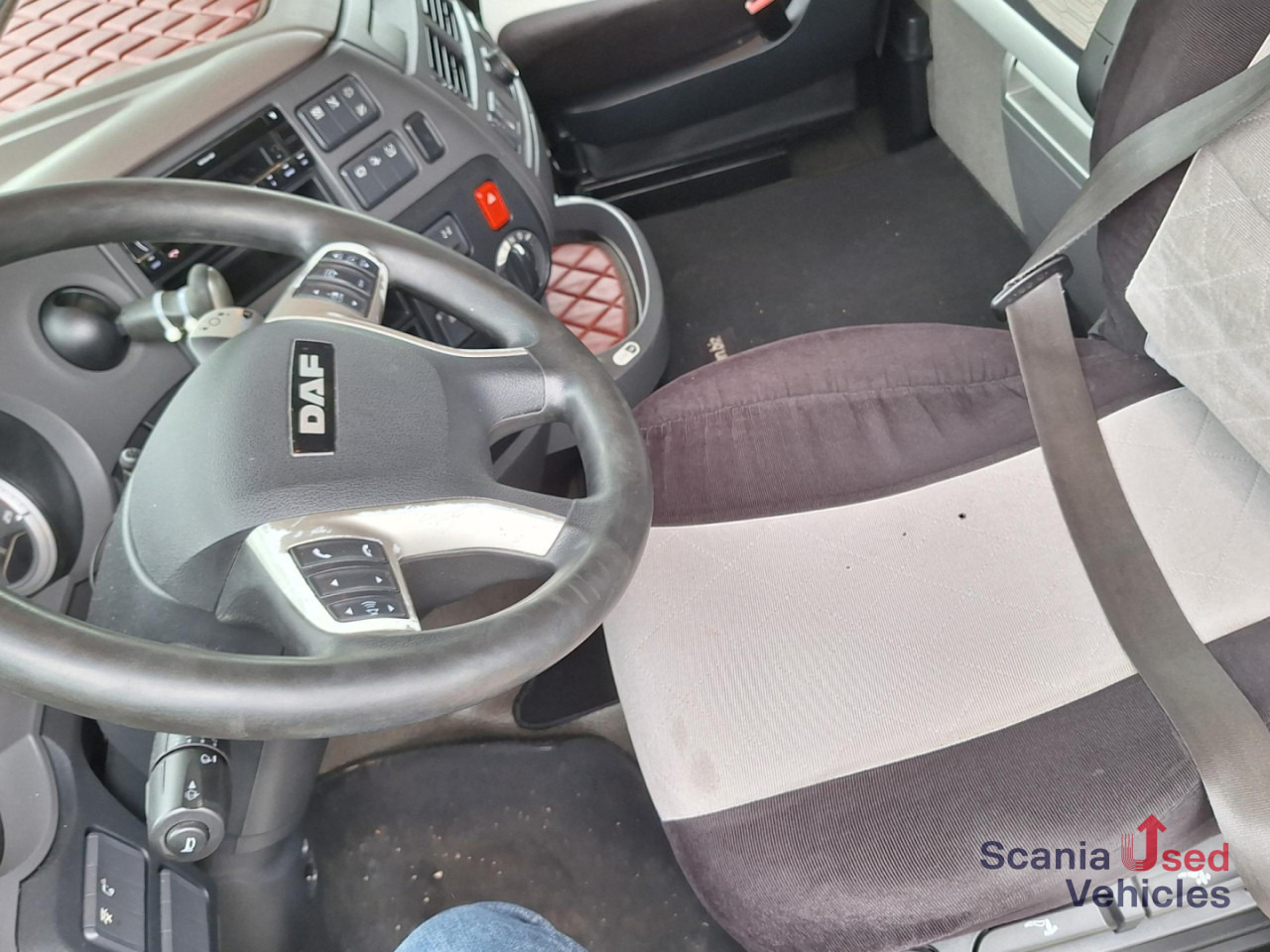 DAF XF 480 6x2 SSC Intarder ! - Portacontenedore/ Intercambiable camión: foto 2 DAF XF 480 6x2 SSC Intarder ! - Portacontenedore/ Intercambiable camión: foto 2