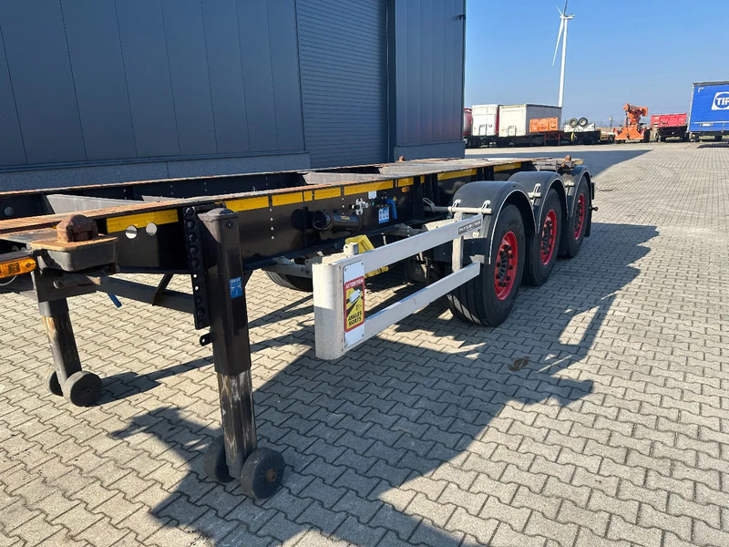 Portacontenedore/ Intercambiable semirremolque Burg 20FT / 20FT SWAP ADR, 3.690kg, SAF INTRADISC, 2 liftassen, APK/ADR: 9/2025: foto 17