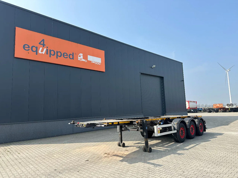Burg 20FT ADR (EX/II, EX/III, FL, AT) Chassis, Leergewicht : 3.690kg, SAF INTRADISC, 2x Liftachse, NL-Chassis, APK/ADR: 07-2025 - Portacontenedore/ Intercambiable semirremolque: foto 1 Burg 20FT ADR (EX/II, EX/III, FL, AT) Chassis, Leergewicht : 3.690kg, SAF INTRADISC, 2x Liftachse, NL-Chassis, APK/ADR: 07-2025 - Portacontenedore/ Intercambiable semirremolque: foto 1
