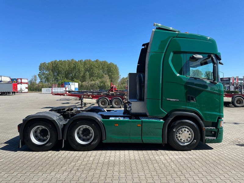 Scania S500 S500 6x4 RETARDER / ontheffing 78 ton / NL-truck / APK: 09-2026 - Cabeza tractora: foto 3 Scania S500 S500 6x4 RETARDER / ontheffing 78 ton / NL-truck / APK: 09-2026 - Cabeza tractora: foto 3