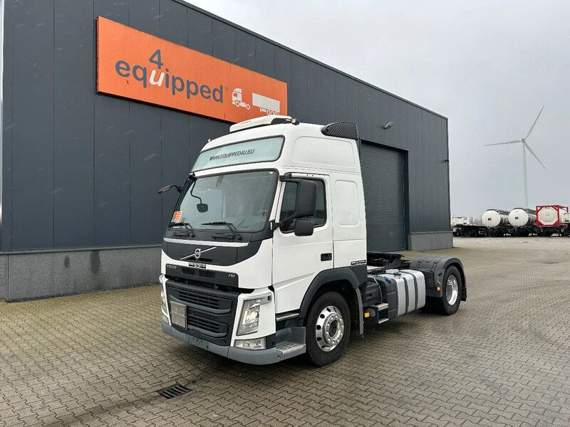 Volvo FM 420 FM 420 Globetrotter / Night-Airco / ADR (FL, OX, AT) / ALCOA - Cabeza tractora: foto 1 Volvo FM 420 FM 420 Globetrotter / Night-Airco / ADR (FL, OX, AT) / ALCOA - Cabeza tractora: foto 1
