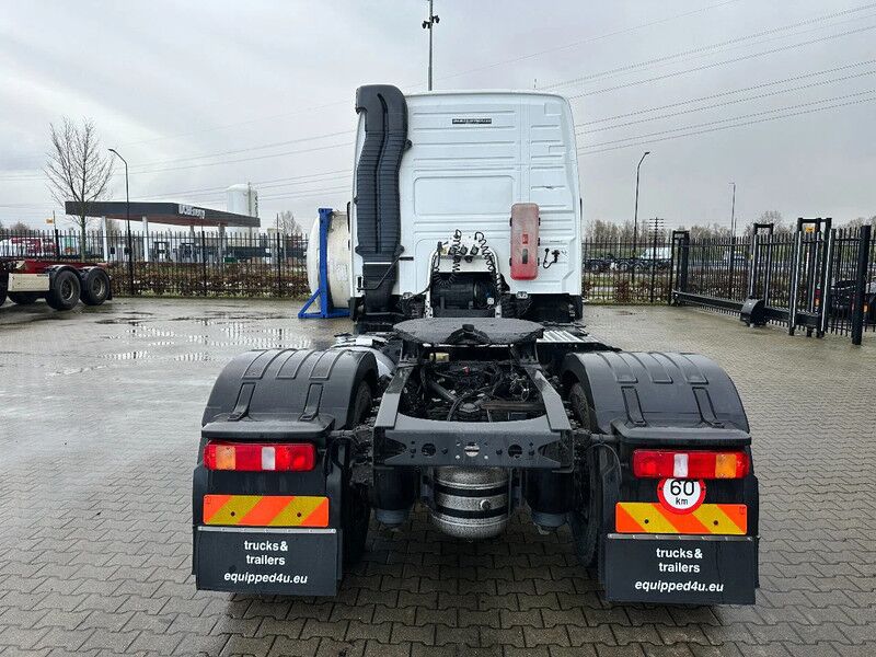 Volvo FM 420 FM 420 Globetrotter / Night-Airco / ADR (FL, OX, AT) / ALCOA - Cabeza tractora: foto 5 Volvo FM 420 FM 420 Globetrotter / Night-Airco / ADR (FL, OX, AT) / ALCOA - Cabeza tractora: foto 5