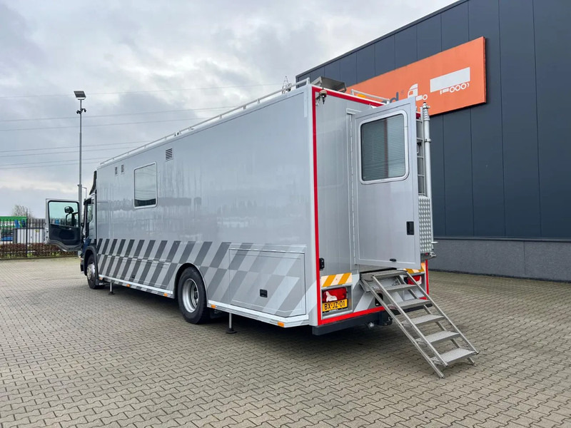 Scania P230 TOP: multifunct. ruimte met airco (camper?), 22kVA generator, hydr. steunpoten, beloopbaar dak, keuken, APK 10-2026 - Camión: foto 5 Scania P230 TOP: multifunct. ruimte met airco (camper?), 22kVA generator, hydr. steunpoten, beloopbaar dak, keuken, APK 10-2026 - Camión: foto 5