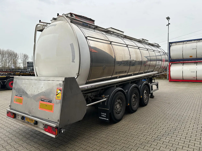 Feldbinder FOOD / LEVENSMIDDELEN / LEBENSMITTEL / 33.500L / 3-COMP / PUMP / NL-trailer / APK: 05-2026 - Cisterna semirremolque: foto 3 Feldbinder FOOD / LEVENSMIDDELEN / LEBENSMITTEL / 33.500L / 3-COMP / PUMP / NL-trailer / APK: 05-2026 - Cisterna semirremolque: foto 3