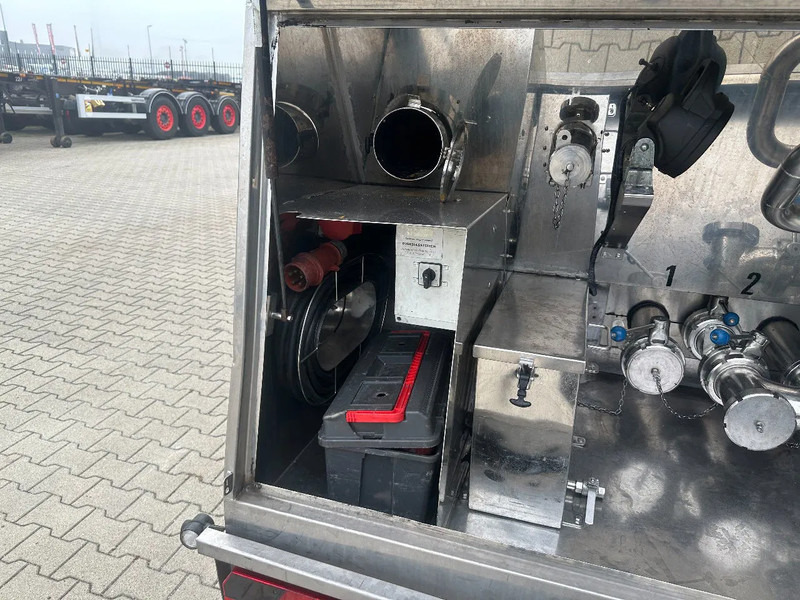 Leasing financiero de Feldbinder LEVENSMIDDELEN / FOOD / LEBENSMITTEL / 33.500L / 3-COMP / POMP / NL-trailer / APK: 09-2026, 10x beschikbaar leasing Feldbinder LEVENSMIDDELEN / FOOD / LEBENSMITTEL / 33.500L / 3-COMP / POMP / NL-trailer / APK: 09-2026, 10x beschikbaar: foto 7