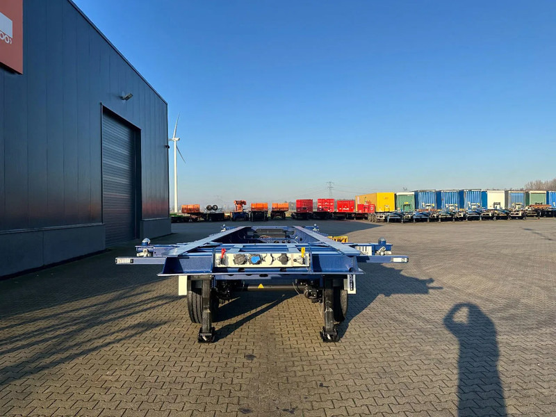 Krone NEW / DIRECT AVAILABLE 20FT ADR-CHASSIS, DISCBRAKES, LIFTAXLE, 2x available - Portacontenedore/ Intercambiable semirremolque: foto 5 Krone NEW / DIRECT AVAILABLE 20FT ADR-CHASSIS, DISCBRAKES, LIFTAXLE, 2x available - Portacontenedore/ Intercambiable semirremolque: foto 5