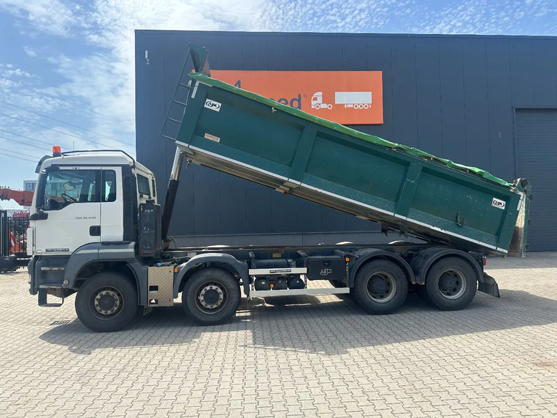 MAN TGS 35.440 AJK HARDOX KIPPER (16.5m3), 8x4, MANUAL, EURO-5, TWIN-STEER, BIG AXLES - Volquete camión: foto 3 MAN TGS 35.440 AJK HARDOX KIPPER (16.5m3), 8x4, MANUAL, EURO-5, TWIN-STEER, BIG AXLES - Volquete camión: foto 3