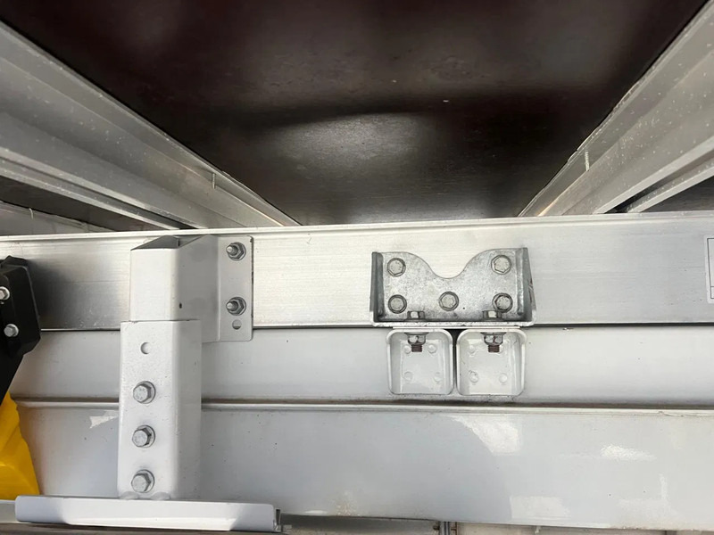 Piezas de recambio para Vehículo comercial ligero JEGGER UNUSED CLOSED BOX + DAUTEL TAILLIFT (750KG): foto 13 Piezas de recambio para Vehículo comercial ligero JEGGER UNUSED CLOSED BOX + DAUTEL TAILLIFT (750KG): foto 13