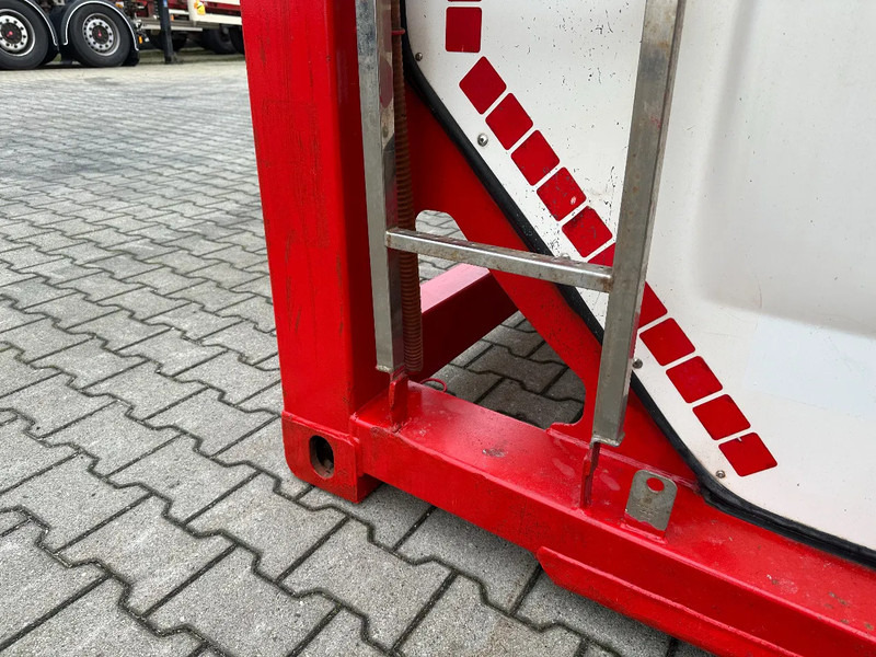 Leasing financiero de SINGAMAS 20FT ISO, 26.000L/1-COMP/3 BAFFELS/3 manholes, 5Y inspection: 06/2027 leasing SINGAMAS 20FT ISO, 26.000L/1-COMP/3 BAFFELS/3 manholes, 5Y inspection: 06/2027: foto 7