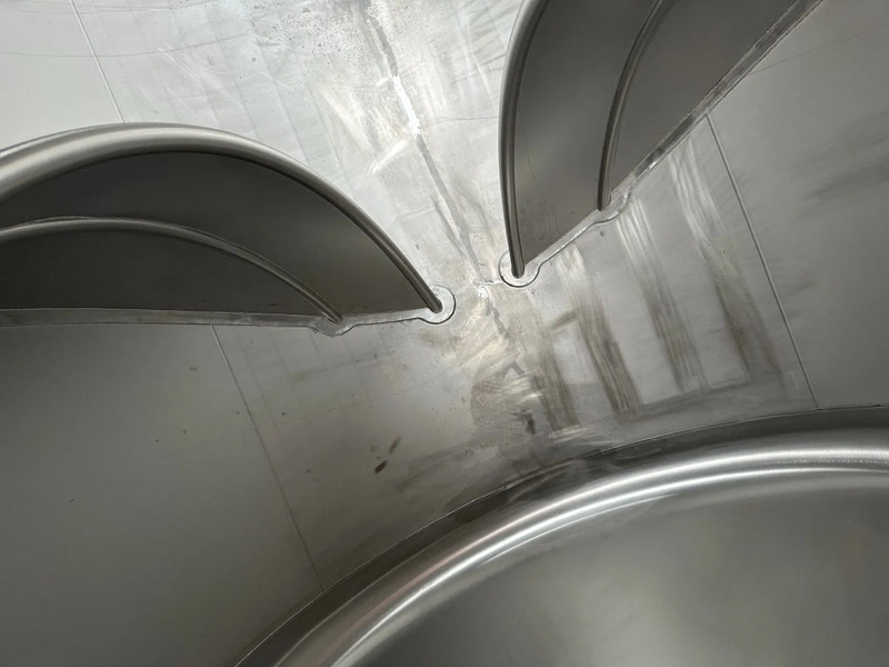 Leasing financiero de SINGAMAS 20FT ISO, 26.000L/1-COMP/3 BAFFELS/3 manholes, 5Y inspection: 06/2027 leasing SINGAMAS 20FT ISO, 26.000L/1-COMP/3 BAFFELS/3 manholes, 5Y inspection: 06/2027: foto 18