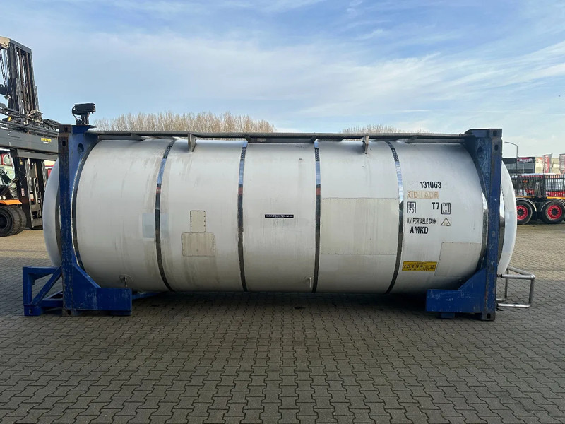 Tanque de almacenamiento UBH Universal Bulk Handling 20 FT SWAP BODY 31.345L UN Portable T7 valid 5Y test: 04/2028: foto 5 Tanque de almacenamiento UBH Universal Bulk Handling 20 FT SWAP BODY 31.345L UN Portable T7 valid 5Y test: 04/2028: foto 5