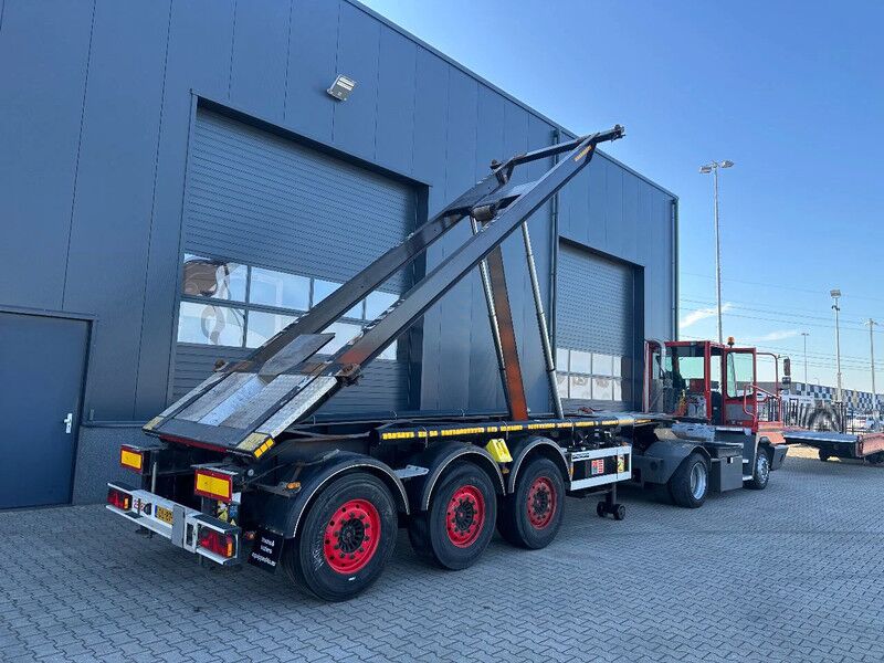 Van Hool 20FT Tipping-chassis (66 degrees, 380V operated) / ADR (EX/II, EX/III, FL, OX, AT) / SAF discbrakes / 2 liftaxles / NL-chassis - Portacontenedore/ Intercambiable semirremolque: foto 3 Van Hool 20FT Tipping-chassis (66 degrees, 380V operated) / ADR (EX/II, EX/III, FL, OX, AT) / SAF discbrakes / 2 liftaxles / NL-chassis - Portacontenedore/ Intercambiable semirremolque: foto 3