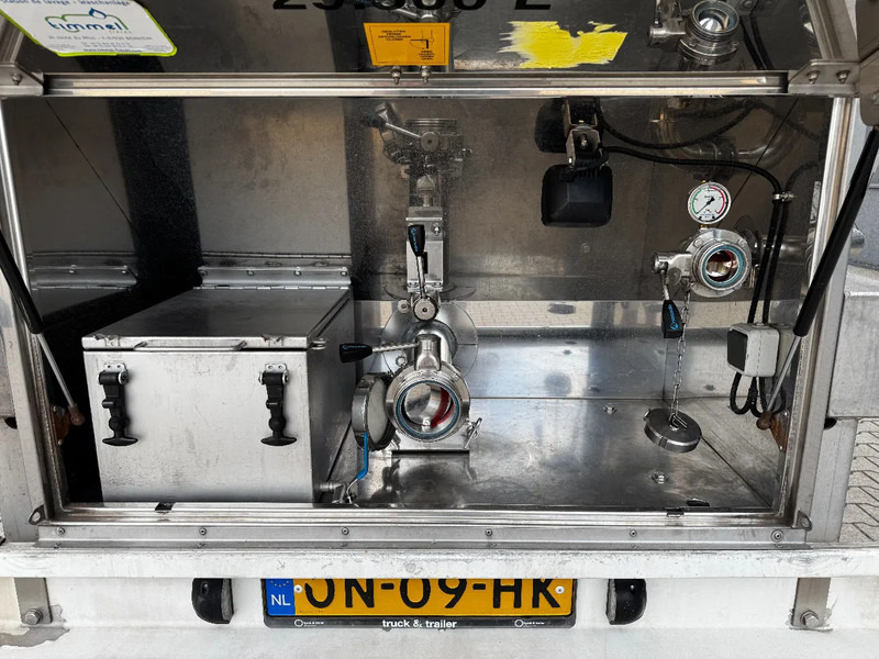 Leasing financiero de Van Hool FOOD / RVS chassis / empty weight 5.860kg / 29.500L / 1-COMP / 1 -BAFFLE / DISC / NL / APK leasing Van Hool FOOD / RVS chassis / empty weight 5.860kg / 29.500L / 1-COMP / 1 -BAFFLE / DISC / NL / APK: foto 20 Leasing financiero de Van Hool FOOD / RVS chassis / empty weight 5.860kg / 29.500L / 1-COMP / 1 -BAFFLE / DISC / NL / APK leasing Van Hool FOOD / RVS chassis / empty weight 5.860kg / 29.500L / 1-COMP / 1 -BAFFLE / DISC / NL / APK: foto 20