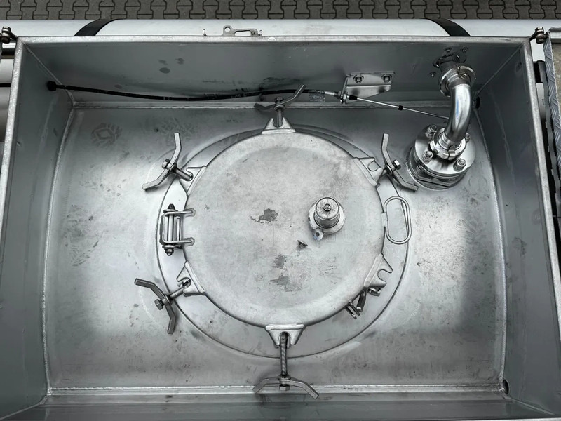 Leasing financiero de Van Hool FOOD / RVS chassis / empty weight 5.860kg / 29.500L / 1-COMP / 1 -BAFFLE / DISC / NL / APK leasing Van Hool FOOD / RVS chassis / empty weight 5.860kg / 29.500L / 1-COMP / 1 -BAFFLE / DISC / NL / APK: foto 10 Leasing financiero de Van Hool FOOD / RVS chassis / empty weight 5.860kg / 29.500L / 1-COMP / 1 -BAFFLE / DISC / NL / APK leasing Van Hool FOOD / RVS chassis / empty weight 5.860kg / 29.500L / 1-COMP / 1 -BAFFLE / DISC / NL / APK: foto 10