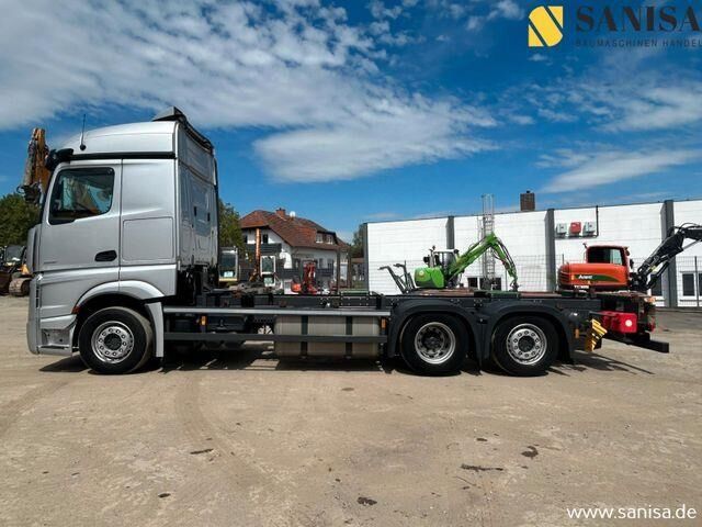 Mercedes-Benz Actros 2551/BDF/6x2/Retarder/Angel Mirror - Chasis camión: foto 3 Mercedes-Benz Actros 2551/BDF/6x2/Retarder/Angel Mirror - Chasis camión: foto 3