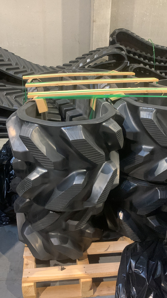 Rubber track for John Deere 8***T 18", 25" and 30" - Oruga para Tractor de cadenas: foto 2 Rubber track for John Deere 8***T 18", 25" and 30" - Oruga para Tractor de cadenas: foto 2