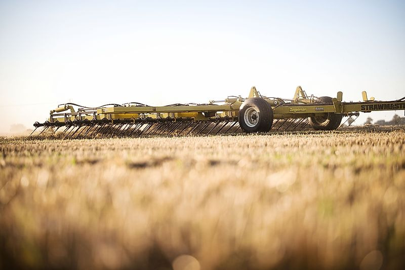 Degelman Strawmaster 30 - Grada: foto 5 Degelman Strawmaster 30 - Grada: foto 5