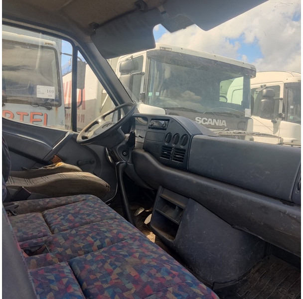 Mercedes-Benz TN-412-DD - Caja abierta furgoneta: foto 5 Mercedes-Benz TN-412-DD - Caja abierta furgoneta: foto 5