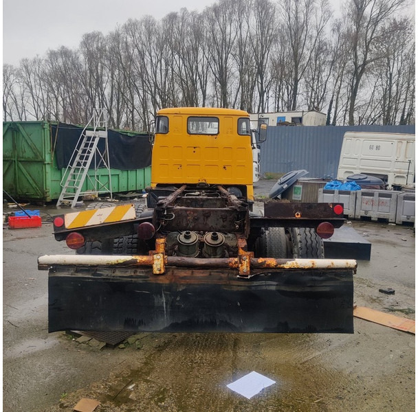 Scania 110 - Volquete camión: foto 4 Scania 110 - Volquete camión: foto 4