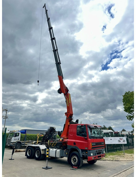 DAF 85 CF 430 6x4 TRACTOR + CRANE PK 32.000 F (7x) + WINCH - EURO 2 - MANUAL ZF - HUB REDUCTION / STEEL SPRING - BE TRUCK - Cabeza tractora: foto 5 DAF 85 CF 430 6x4 TRACTOR + CRANE PK 32.000 F (7x) + WINCH - EURO 2 - MANUAL ZF - HUB REDUCTION / STEEL SPRING - BE TRUCK - Cabeza tractora: foto 5