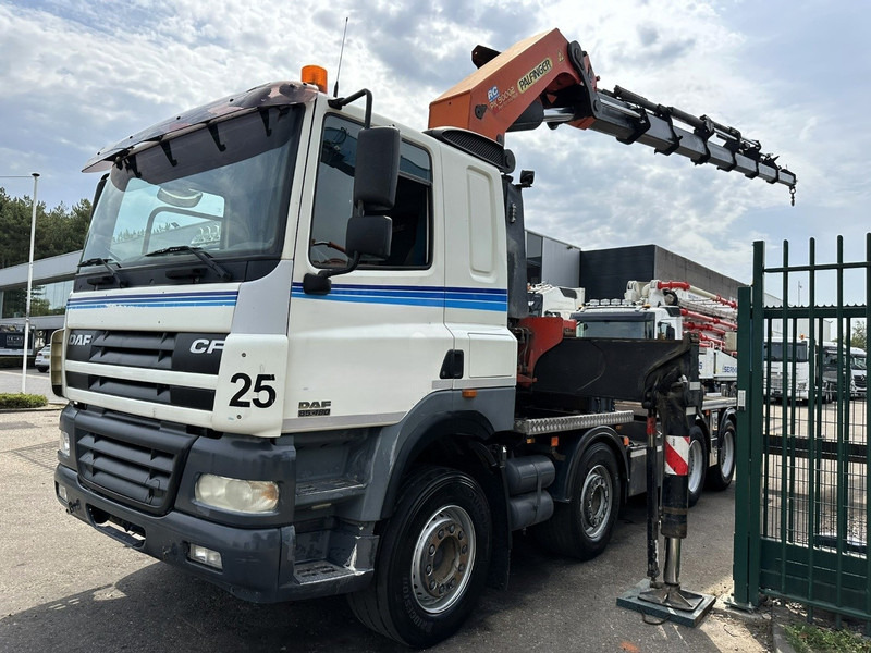 DAF CF 85.480 8x4 ZSM + KRAN PALFINGER PK90002 F (7x) - MANUAL ZF - RETARDER - BIG AXLES / HUB REDUCTION - STEEL SPRING - Cabeza tractora: foto 4 DAF CF 85.480 8x4 ZSM + KRAN PALFINGER PK90002 F (7x) - MANUAL ZF - RETARDER - BIG AXLES / HUB REDUCTION - STEEL SPRING - Cabeza tractora: foto 4