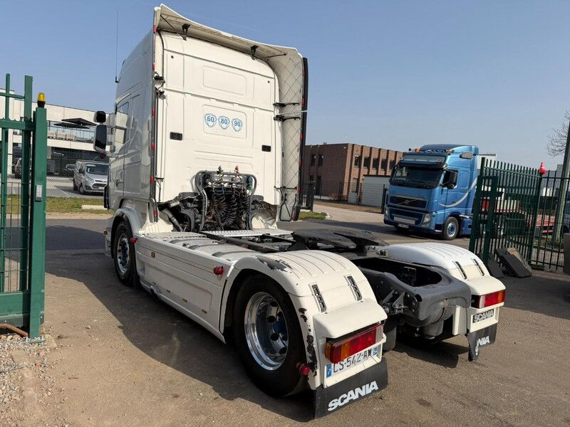 Scania R560 TOPLINE V8 - RETARDER - *FULL AIR* - ALCOA DURABRIGHT - FULL SPOILERS / SIDESKIRTS - 2 DIESELTANKS - FR truck - Cabeza tractora: foto 5 Scania R560 TOPLINE V8 - RETARDER - *FULL AIR* - ALCOA DURABRIGHT - FULL SPOILERS / SIDESKIRTS - 2 DIESELTANKS - FR truck - Cabeza tractora: foto 5